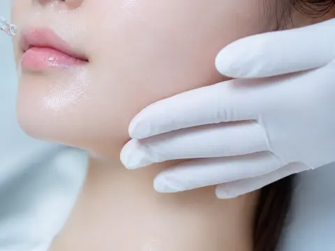 Glass Skin Protokolü — Cam Cilt Işıltısı İçin Kombine Plan